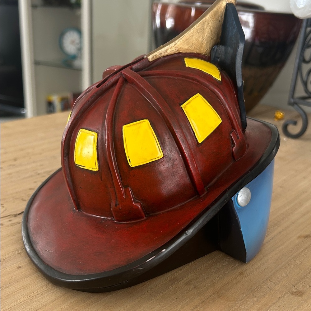 Ceramic Firefighter Helmet Planter in Red and Blue - Picture 4 of 6